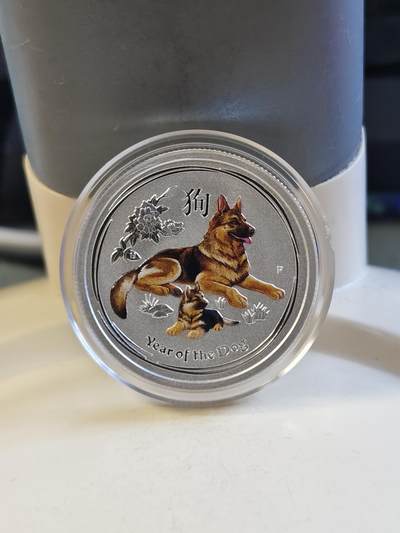 第178期拍卖【长期征集拍品】 - 澳大利亚2018年十二生肖狗年生肖彩色1/4盎司银币带证书红包袋，9999银，