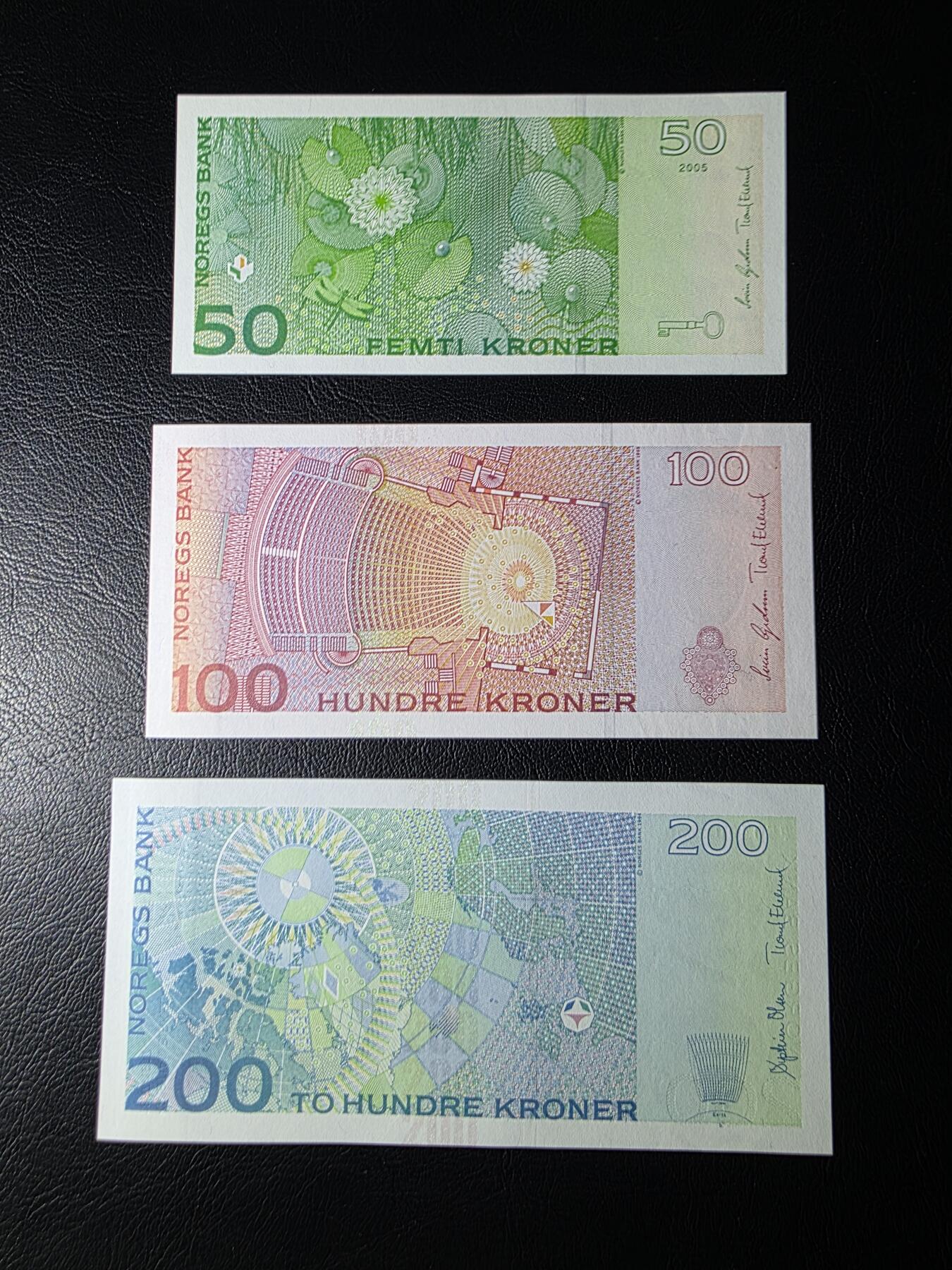叁拾收藏第32期 挪威倒二版50/100/200克朗   UNC（100面值左下有处亮斑）