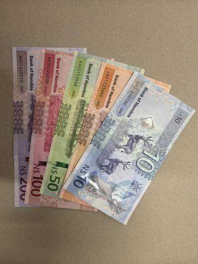 新版2025年纳米比亚10-200元套币（尾一同套币） - 尾0