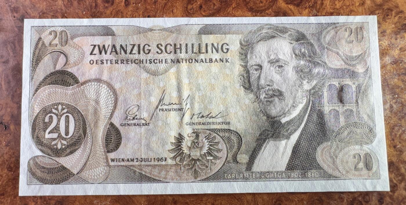 得物收藏 Chase Auction 第34期 - - 外钞、民国钞和人民币混合场！持续更新中！ 冰岛 奥地利两张，品相如图！