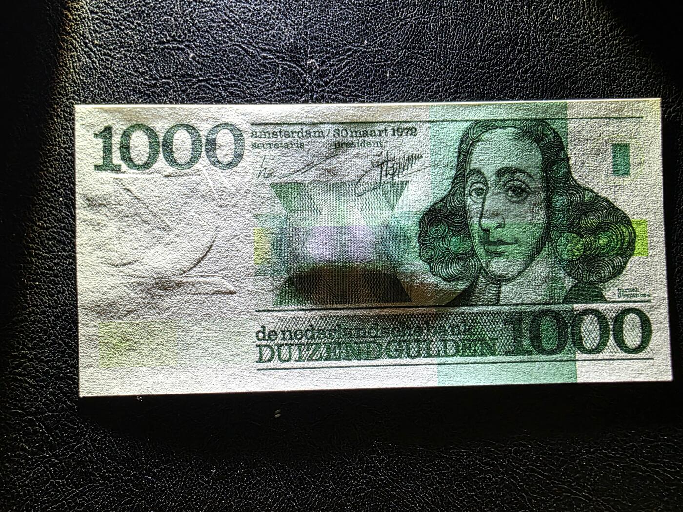 叁拾收藏第32期 荷兰1972年1000盾（斯宾诺莎）  UNC（有潮斑）