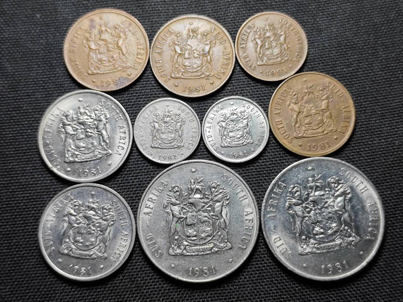 KK钱币收藏小铺 第355场 2月预留时间 周末发货