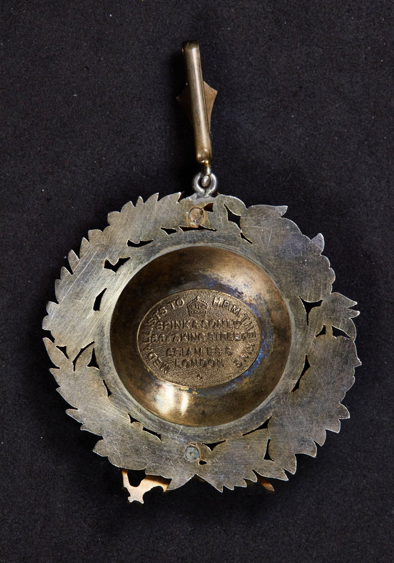 【俄甄集藏】2025年(044)11-12星期三晚 19:30 全场包邮 英属印度巴哈瓦尔布尔邦（现巴基斯坦境内）1920-30年萨特卢杰指挥官级杰出勋章 (Imtiaz-I-Satlej) ，由阿巴斯总督萨迪克·穆罕默德·汗五世爵士于1920 年至1930 年间设立，作为该邦首要勋章，颈绶版，银质镀金珐琅，英国斯宾克代铸，尺寸：80mm×58mm，重：61克，局部珐琅脱落