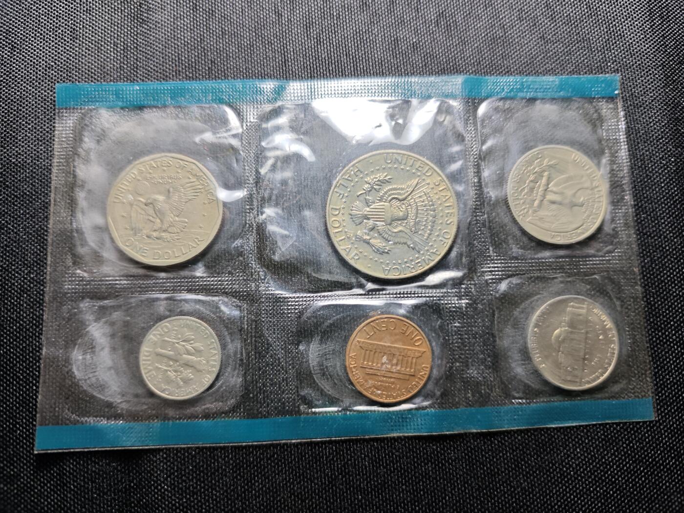 KK钱币收藏小铺  （套币 批量/好品散币 银币）专场  2月预留时间 周末发货    1979美国大小面值清年一套 含苏珊一元