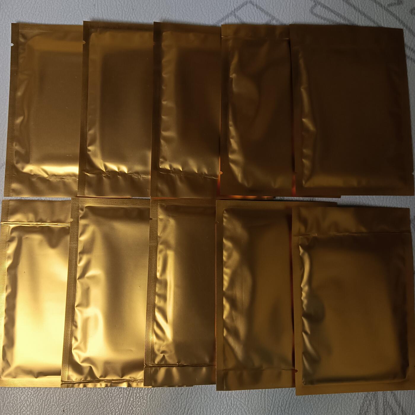 花开卡拍第43期（10月19号周日截拍，品控勿拍!!!拍品不寄存，运费5元，自制卡难免瑕疵，可能存在轻微撞角爆边等出厂瑕疵，品控介意勿拍！） 奇点 奇点卡牌 9月上新盲包卡 金包10个 每个内含1原创4定制卡
