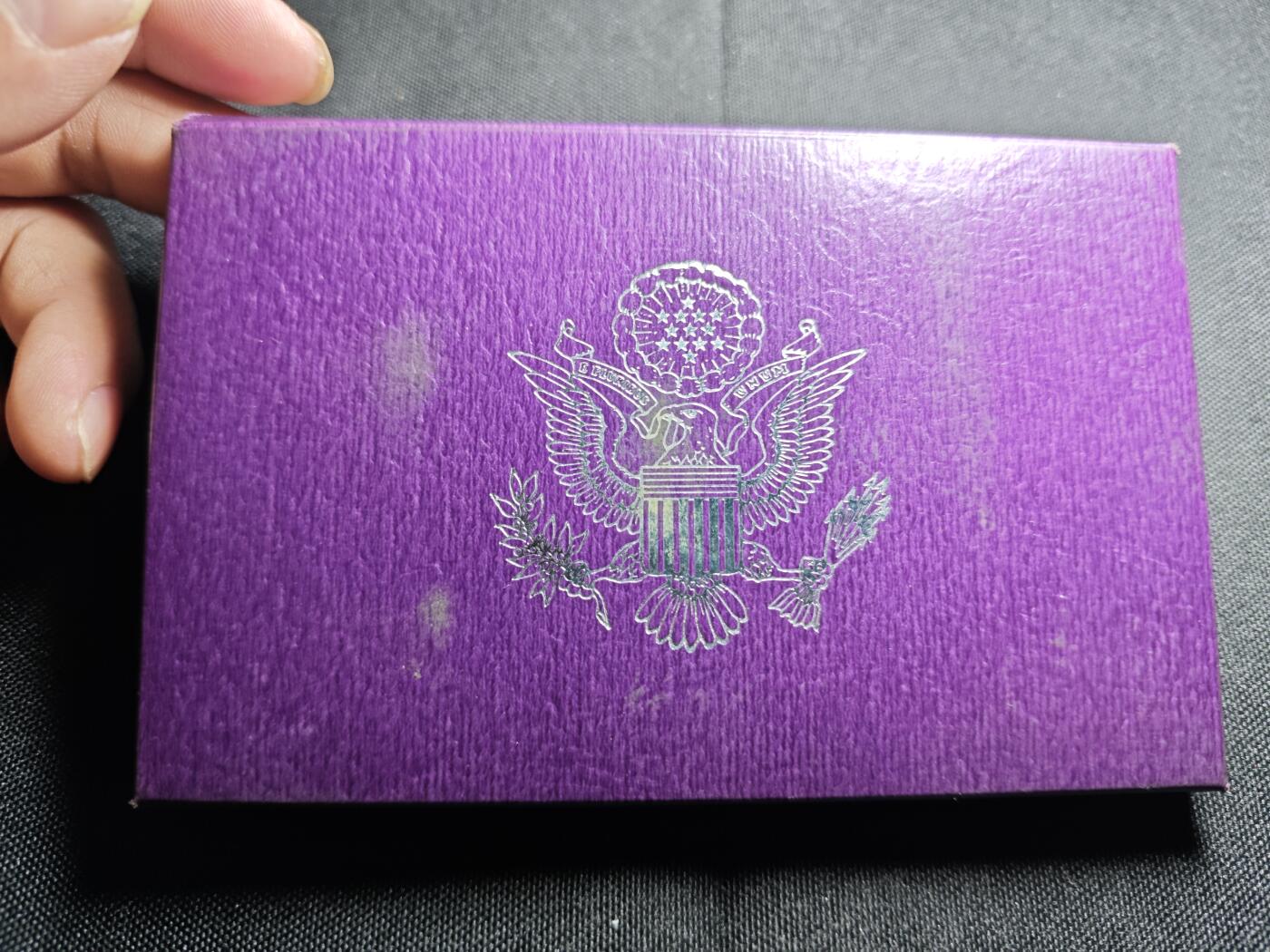 KK钱币收藏小铺  （套币 批量/好品散币 银币）专场  2月预留时间 周末发货    1993美国大小面值清年一套 精制币 