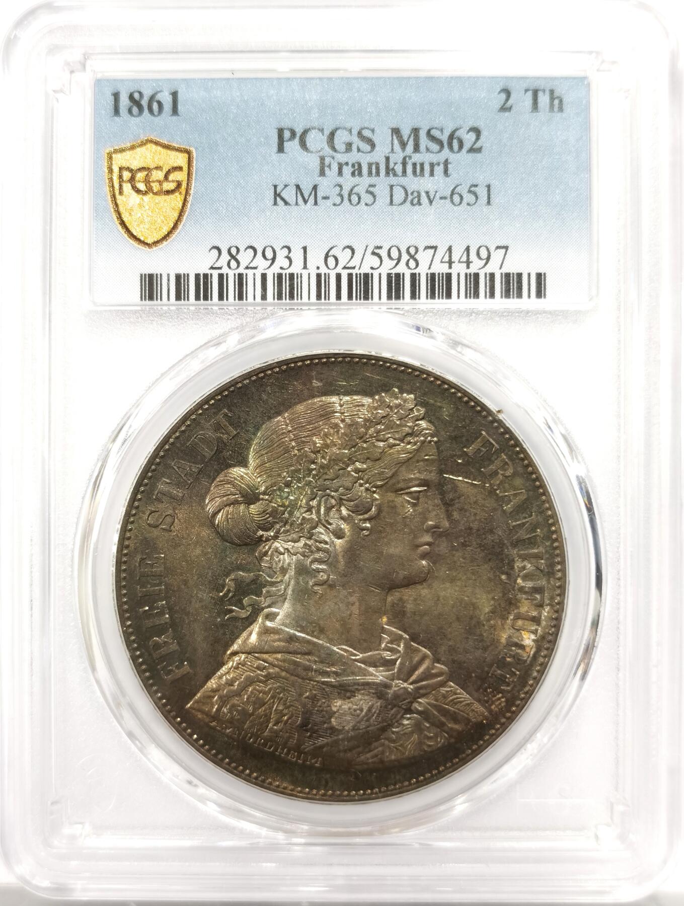 博洋堂世界钱币拍卖第143期（全场包邮） PCGS MS62 1861年法兰克福少女2泰勒银币。无与伦比的正反满酱黑五彩，这个视觉效果在2t这种大型银币上体现的淋漓尽致