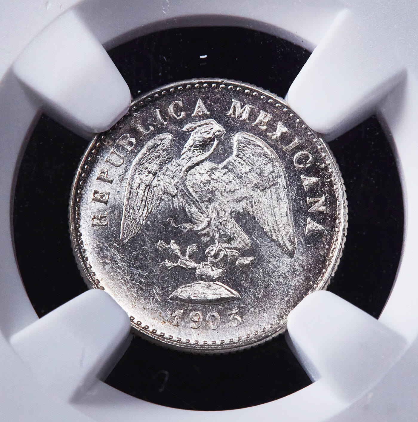 【俄甄集藏】2025年(044)11-12星期三晚 19:30 全场包邮 墨西哥1903年M版鹰洋5分银币，NGC MS63，凝霜底板，转光品相