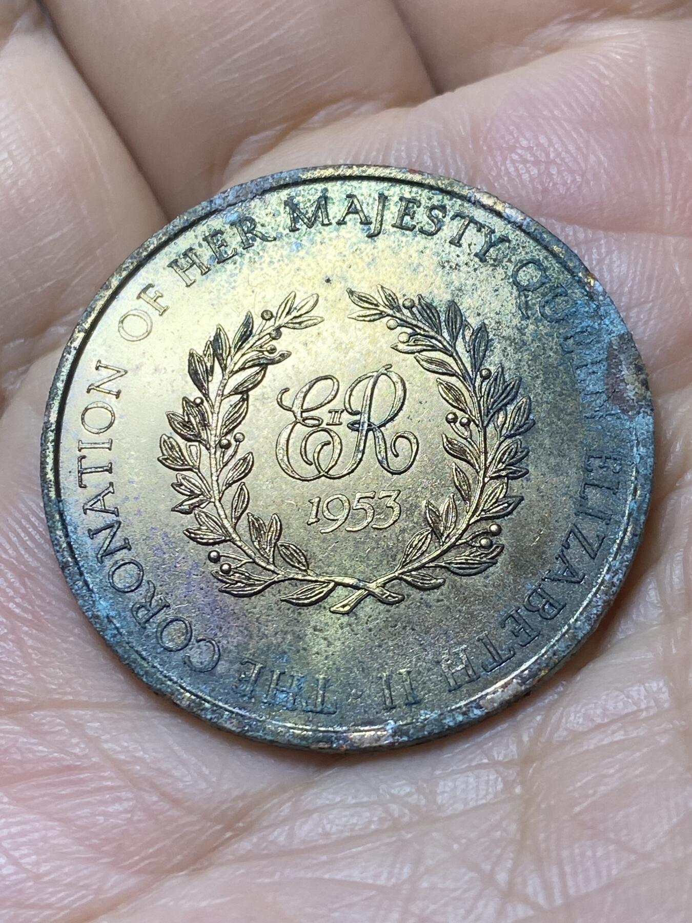 2025年第一百一十一场(总第一百三十七场）外国好品散币(免佣金) 英国🇬🇧1953年纪念章(伊丽莎白二世加冕纪念章)