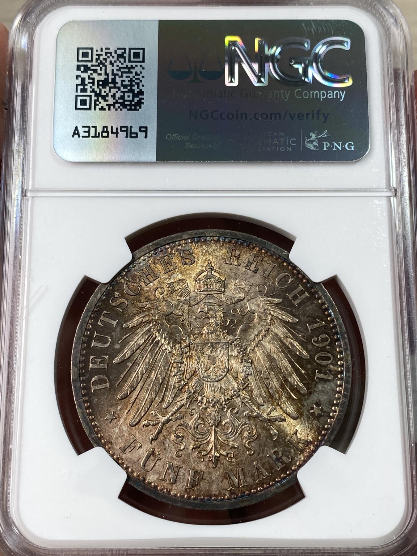 万国钱币拍卖第053期【万国秋季大拍下●周五周六两场连拍】 NGC MS61 1901年德国普鲁士建国200周年纪念长翅5马克 普鲁士经典品种 焕蓝七彩包浆