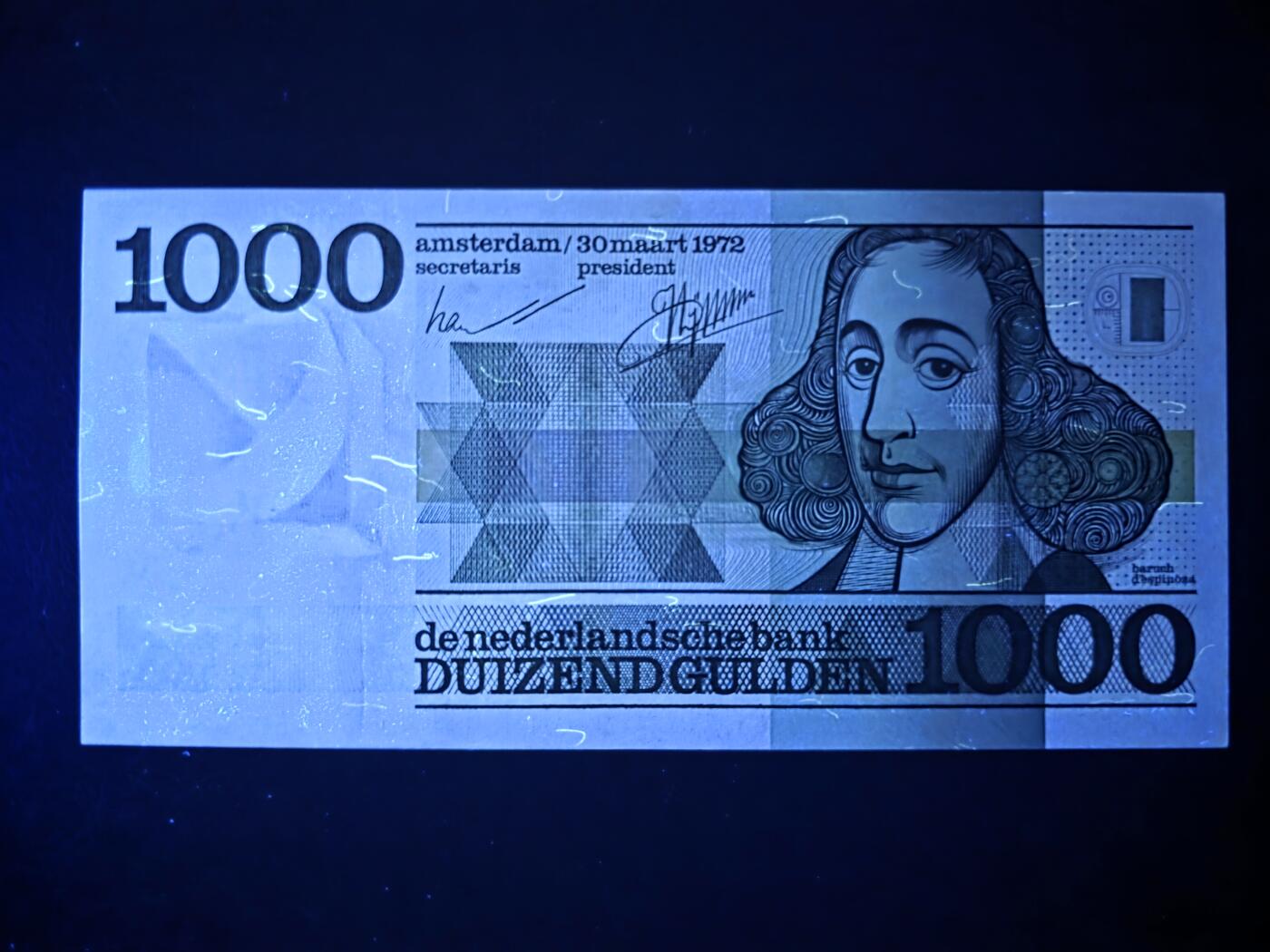 叁拾收藏第32期 荷兰1972年1000盾（斯宾诺莎）  UNC（有潮斑）