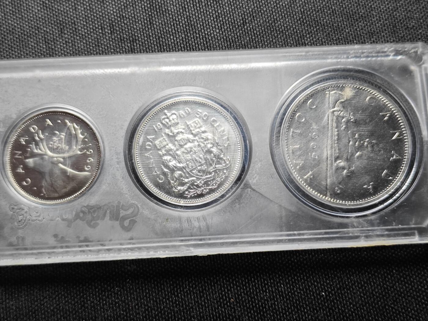 KK钱币收藏小铺  （套币 批量/好品散币 银币）专场  2月预留时间 周末发货 1969加拿大大小面值清年一套 
