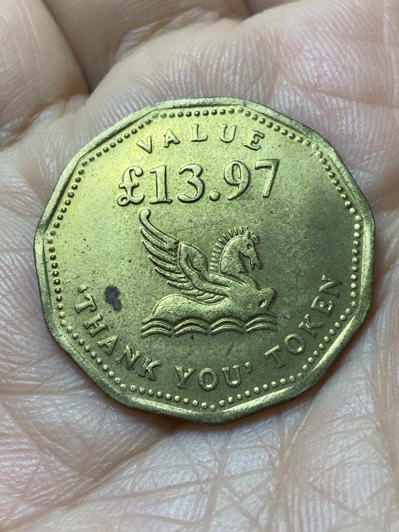 2025年第一百一十一场(总第一百三十七场）外国好品散币(免佣金) 读者文摘飞马图案13.97镑代币
