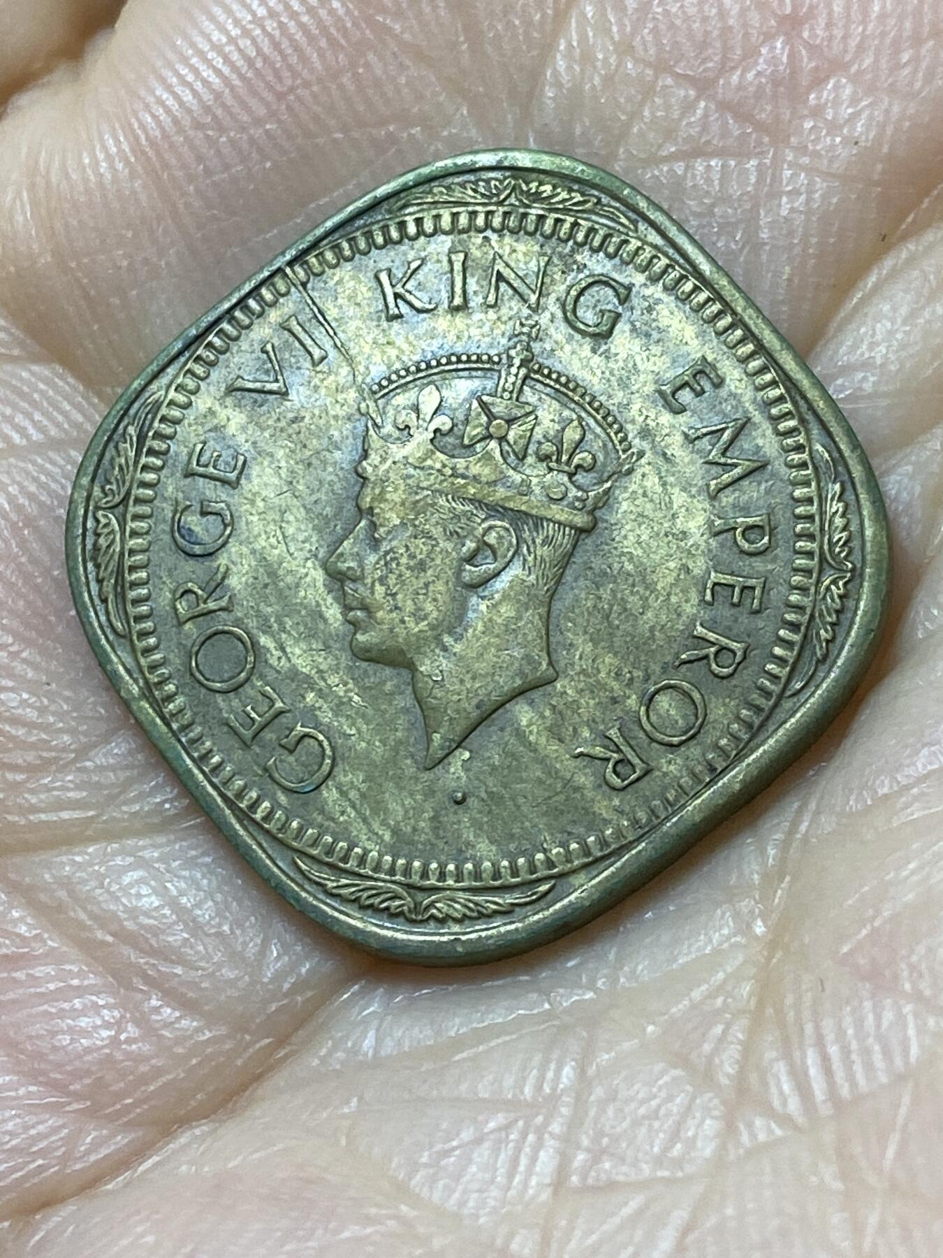 2025年第一百一十一场(总第一百三十七场）外国好品散币(免佣金) 英属印度1944年2安娜(乔治六世第三版，关门年small 4–小4版)