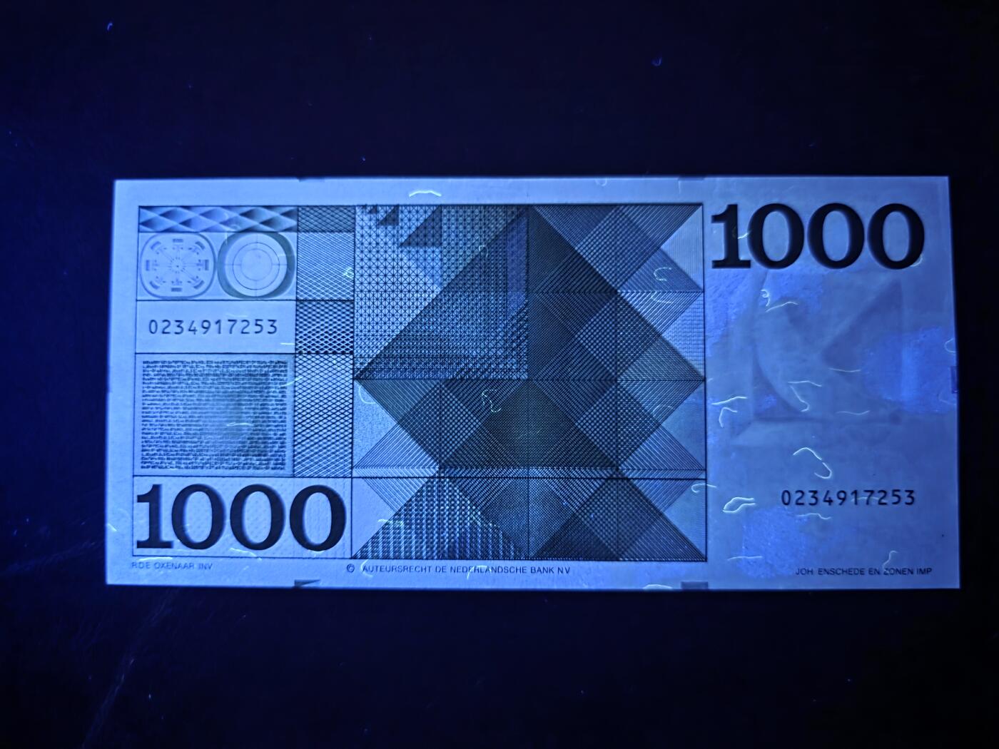 叁拾收藏第32期 荷兰1972年1000盾（斯宾诺莎）  UNC（有潮斑）