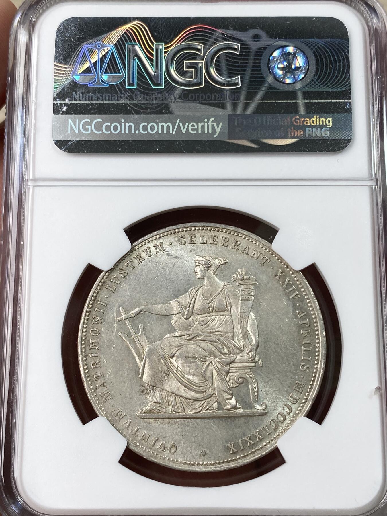 万国钱币拍卖第053期【万国秋季大拍上●周五周六两场连拍】 NGC MS64 1879年奥地利弗朗茨一世与茜茜公主银婚纪念2福林 丝绸转光底板 醇熟青金色包浆 顶级收藏品质