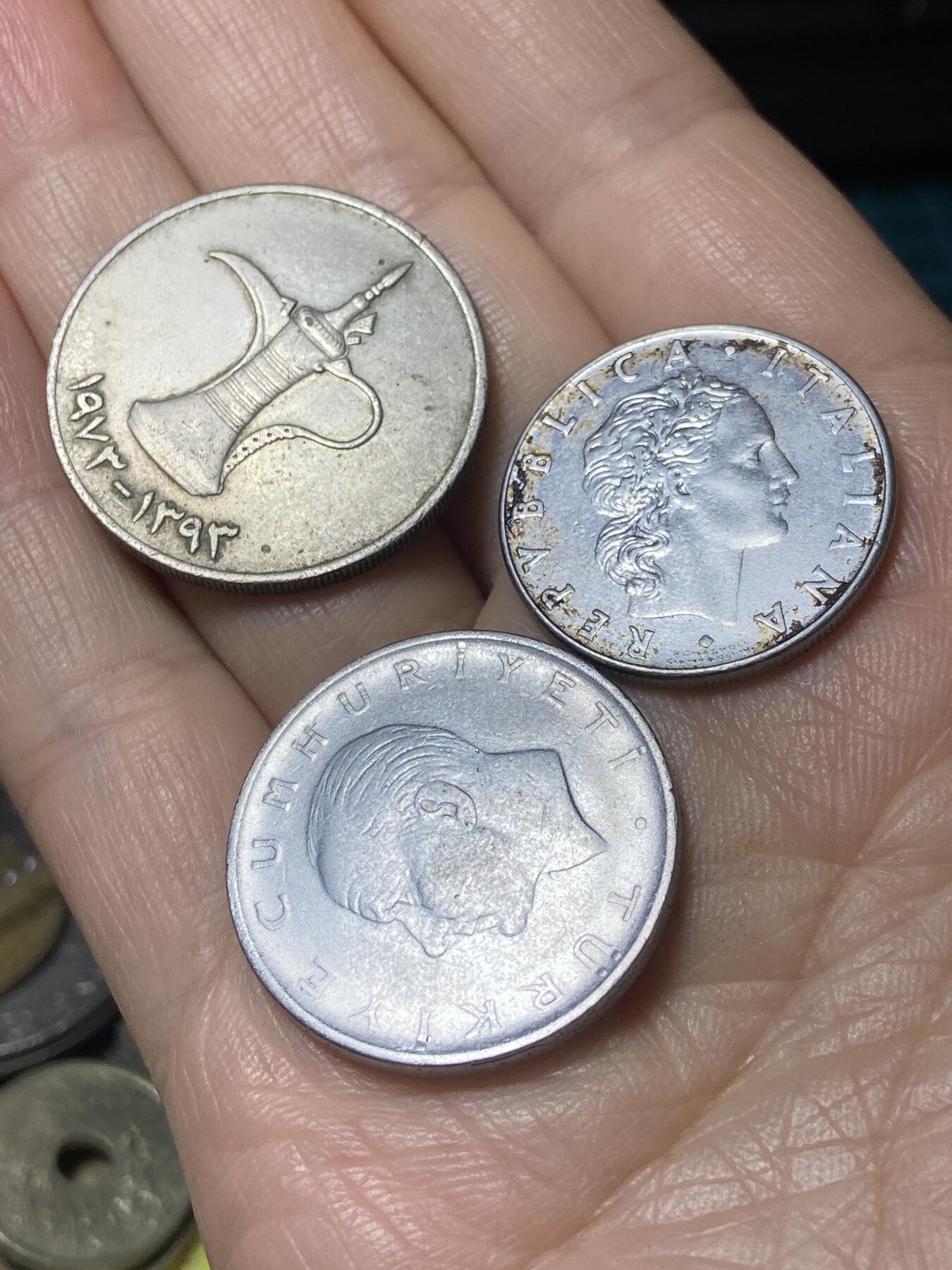2025年第一百一十一场(总第一百三十七场）外国好品散币(免佣金) 散币3枚：土耳其🇹🇷1963年1里拉，意大利🇮🇹1978年50里拉，阿拉伯联合酋长国🇦🇪1973年1迪拉姆