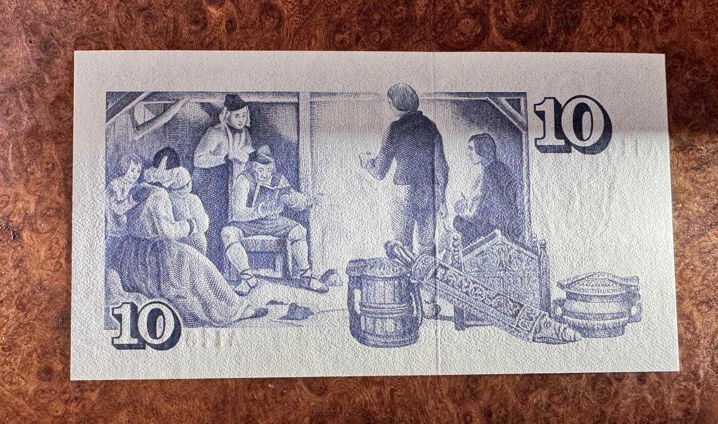 得物收藏 Chase Auction 第34期 - - 外钞、民国钞和人民币混合场！持续更新中！ 冰岛 奥地利两张，品相如图！