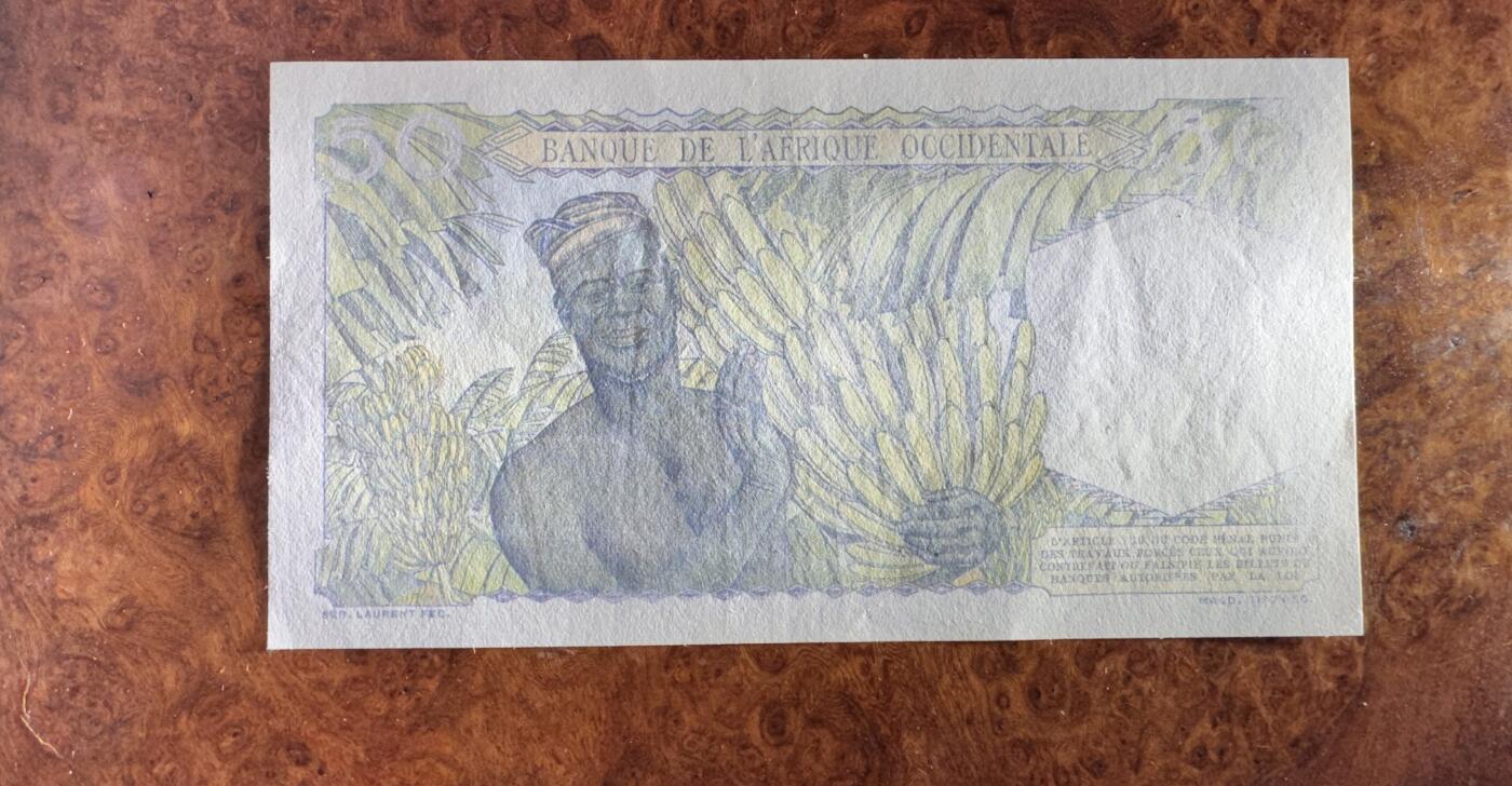 得物收藏 Chase Auction 第34期 - - 外钞、民国钞和人民币混合场！持续更新中！ 法属西非50法郎，品相如图！