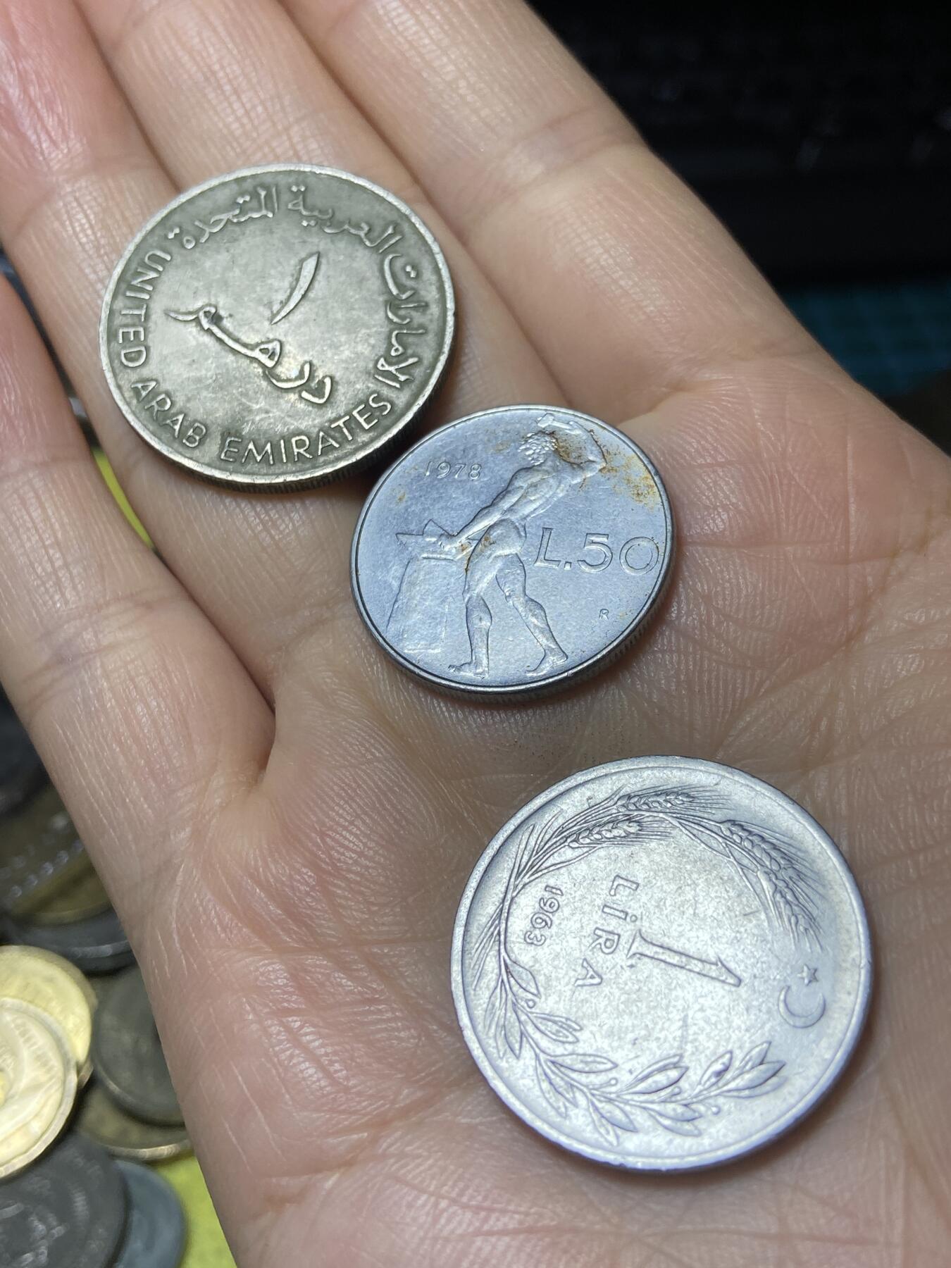 2025年第一百一十一场(总第一百三十七场）外国好品散币(免佣金) 散币3枚：土耳其🇹🇷1963年1里拉，意大利🇮🇹1978年50里拉，阿拉伯联合酋长国🇦🇪1973年1迪拉姆