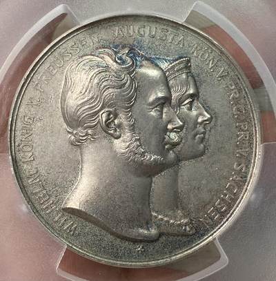 万国钱币拍卖第053期【万国秋季大拍下●周五周六两场连拍】 - PCGS UNCD 1854年德国威廉一世银婚纪念大银章 欧洲五彩高浮雕大规格 高点锋利感十足