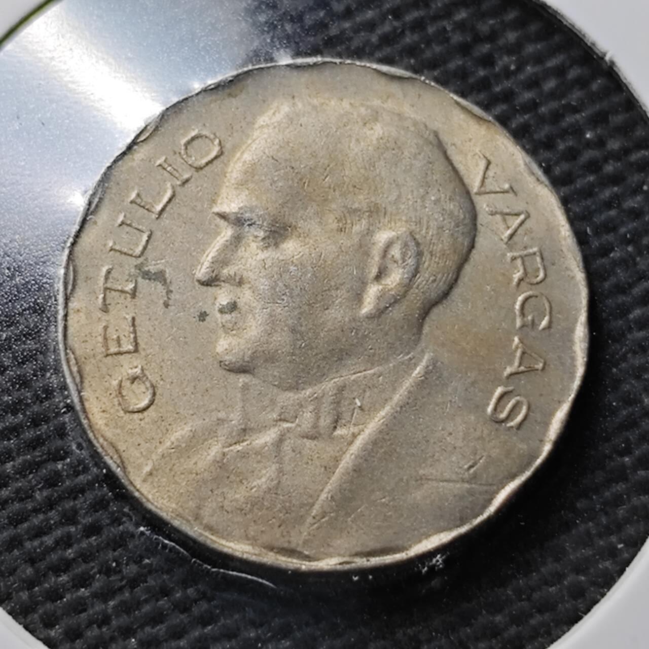 KK钱币收藏小铺 第355场 2月预留时间 周末发货  1938巴西200瑞斯