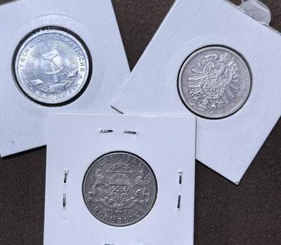 北京马甸外国币专卖第145期，外国币专场，陆续上拍，欢迎关注 东德，德国帝国（银币），拉脱维亚早期，三枚