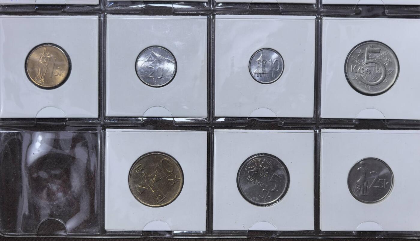 北京马甸外国币专卖第145期，外国币专场，陆续上拍，欢迎关注 捷克斯洛伐克及斯洛伐克