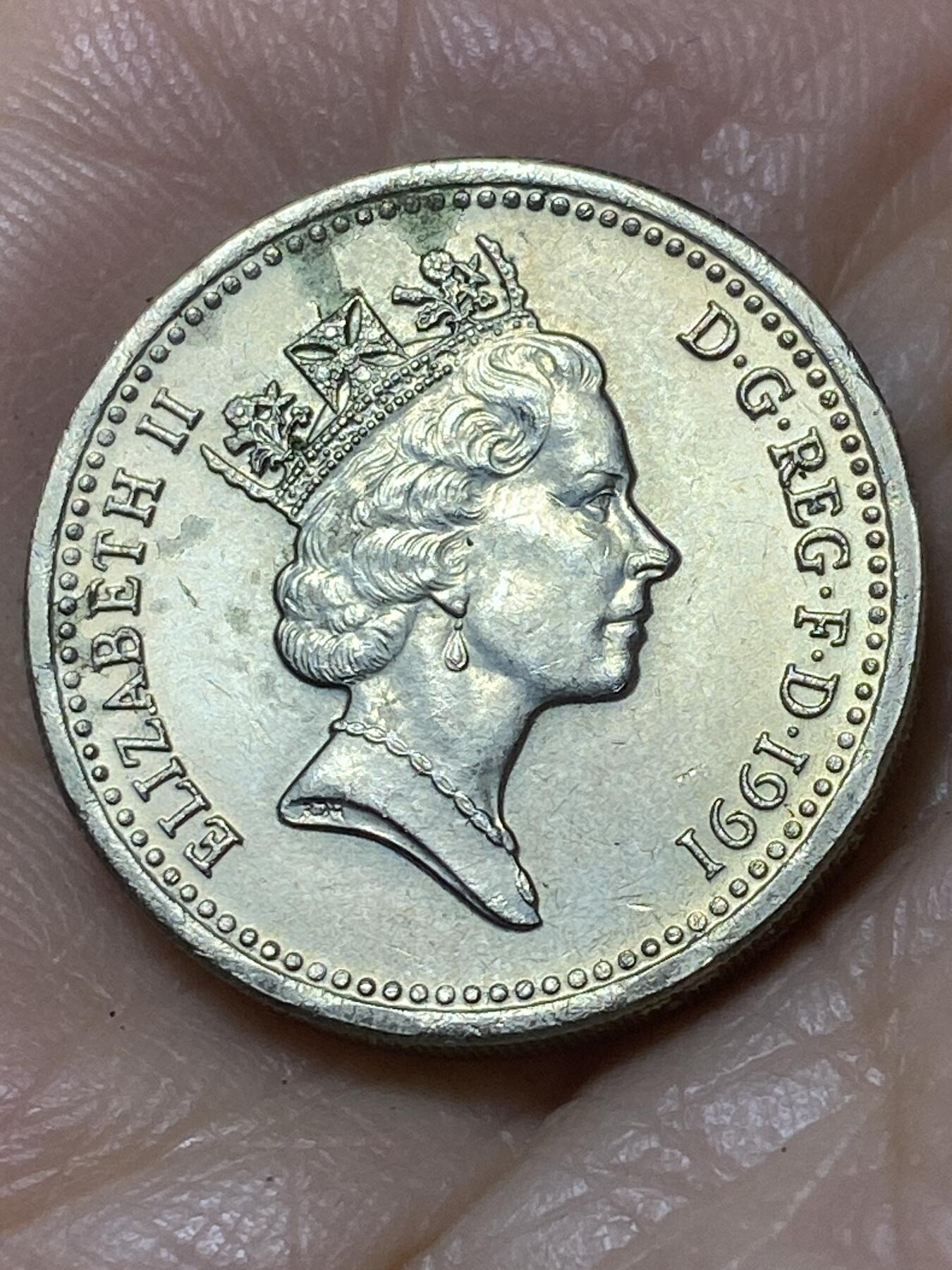 2025年第一百一十二场(总第一百三十八场）外国好品散币(免佣金) 英国🇬🇧1991年1镑(伊丽莎白二世中年高冠，北爱尔兰亚麻，关门年仅发行2年)