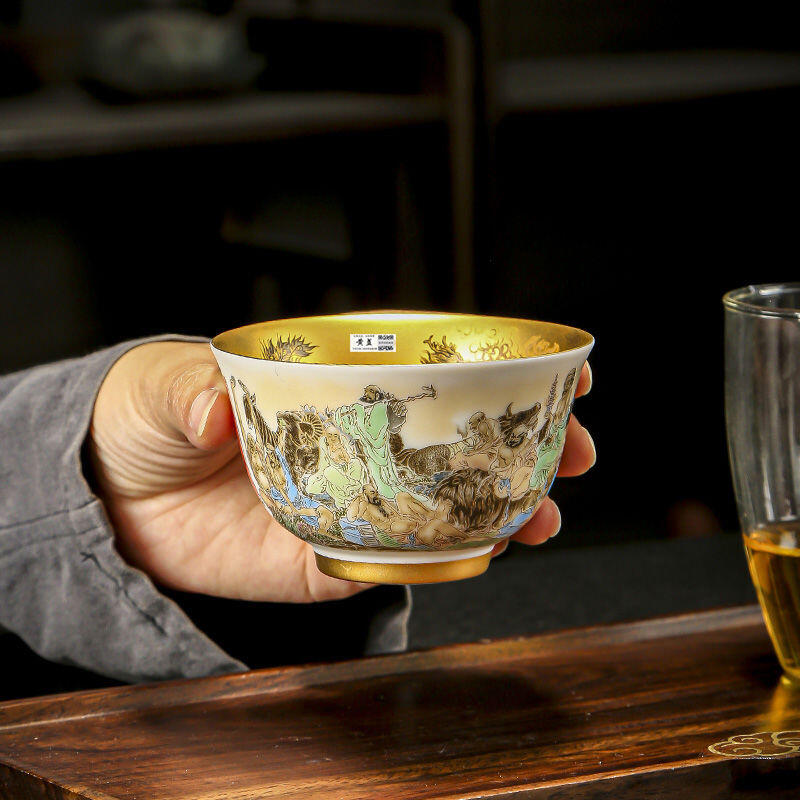 听雨轩（1）  古玩陶瓷专场 24k纯金内胆主人杯  大师手绘十八罗汉茶盏