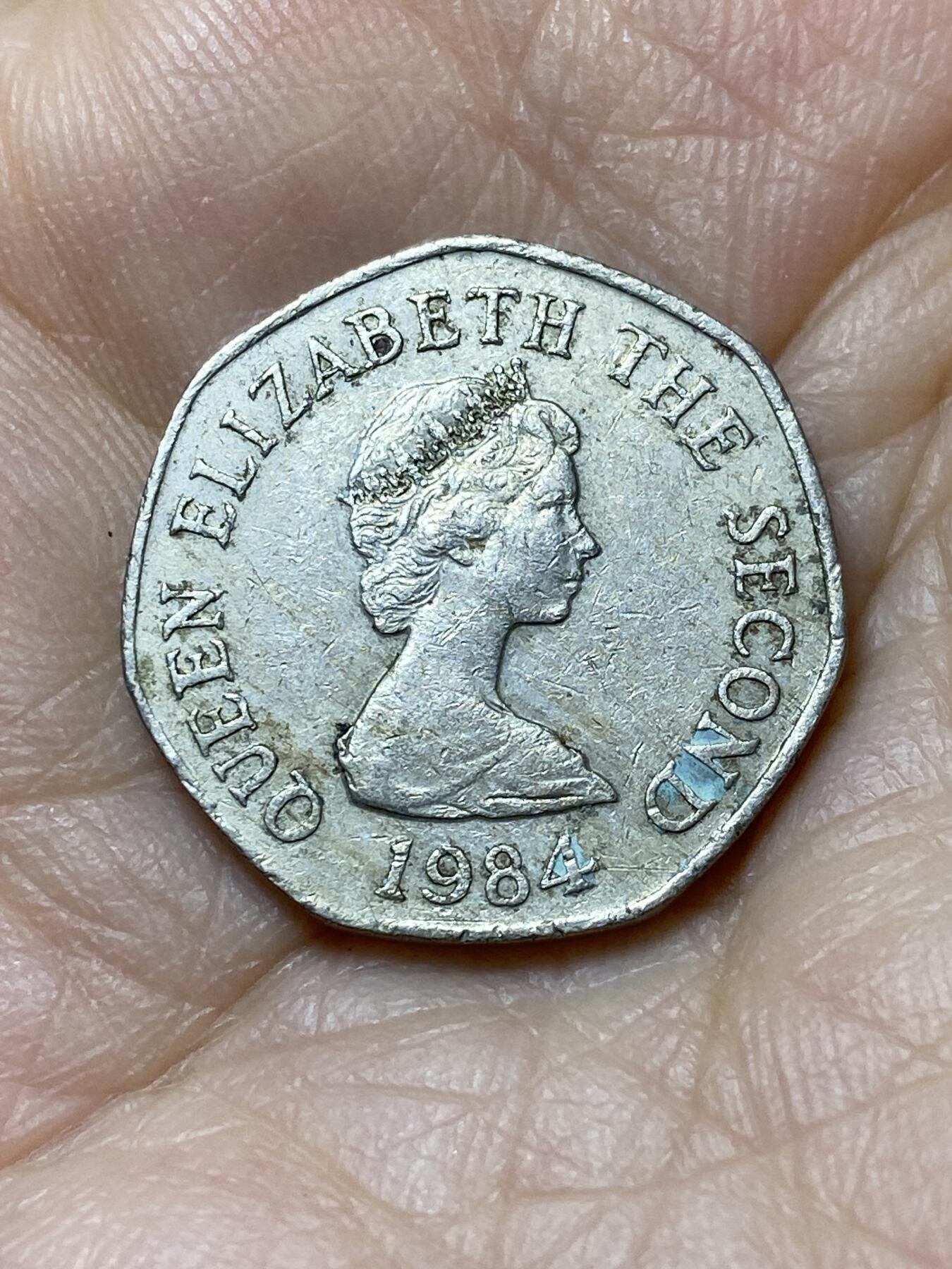 2025年第一百一十二场(总第一百三十八场）外国好品散币(免佣金) 英属泽西岛🇯🇪1984年20便士(伊丽莎白二世中年花冠)