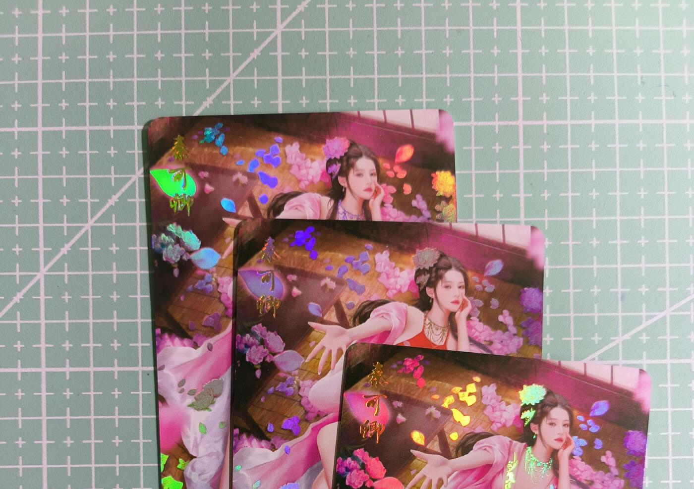 C先生卡牌 第14期 《神州百花谱》《Art系列》《人间传》持续收拍品中... 【彩闪】燎原《金陵十二钗》秦可卿 三渐变