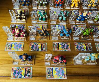 变形金刚G1比斯特星人乌鸦带兵器 变形金刚G1比斯特星人乌鸦带兵器