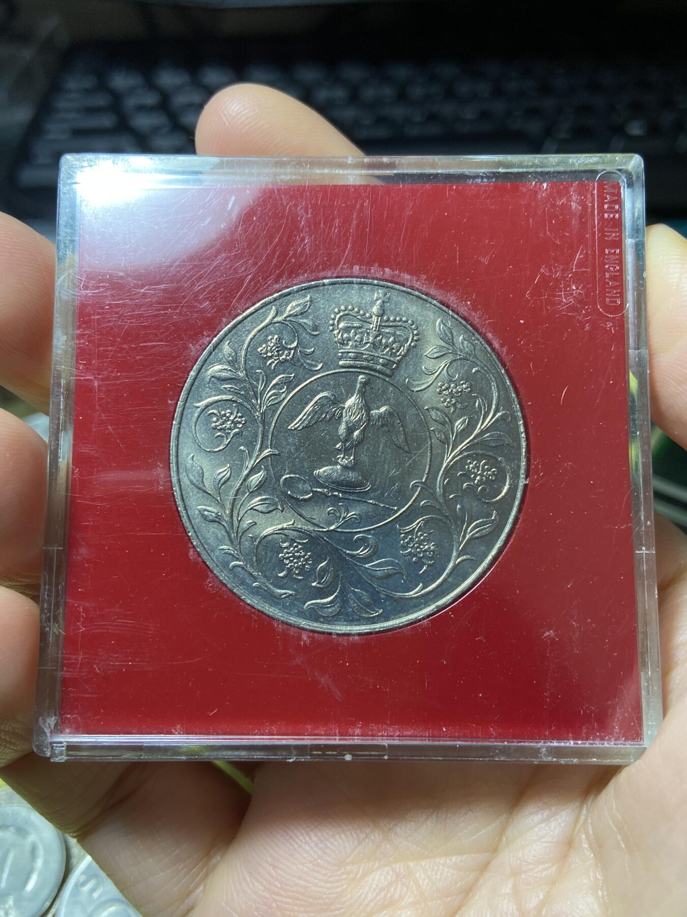 2025年第一百一十二场(总第一百三十八场）外国好品散币(免佣金) 英国🇬🇧1977单年份25便士(伊丽莎白二世登基25周年银禧纪念币)