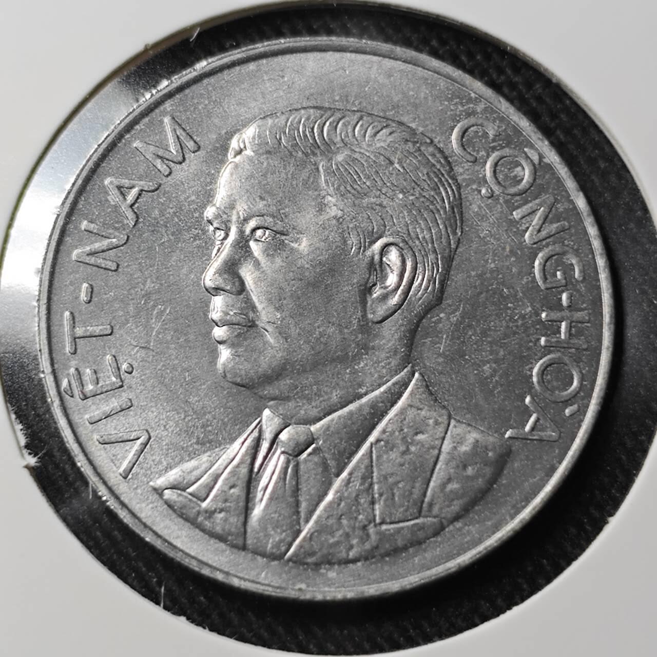KK钱币收藏小铺  （套币 批量/好品散币 银币）专场  2月预留时间 周末发货  1963南越50绪 好品