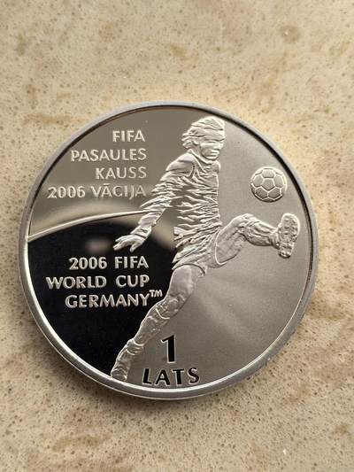 道一币馆币章第一百五十二场 - 拉脱维亚2004年德国世界杯1拉特银币 31.47g 925S 50000