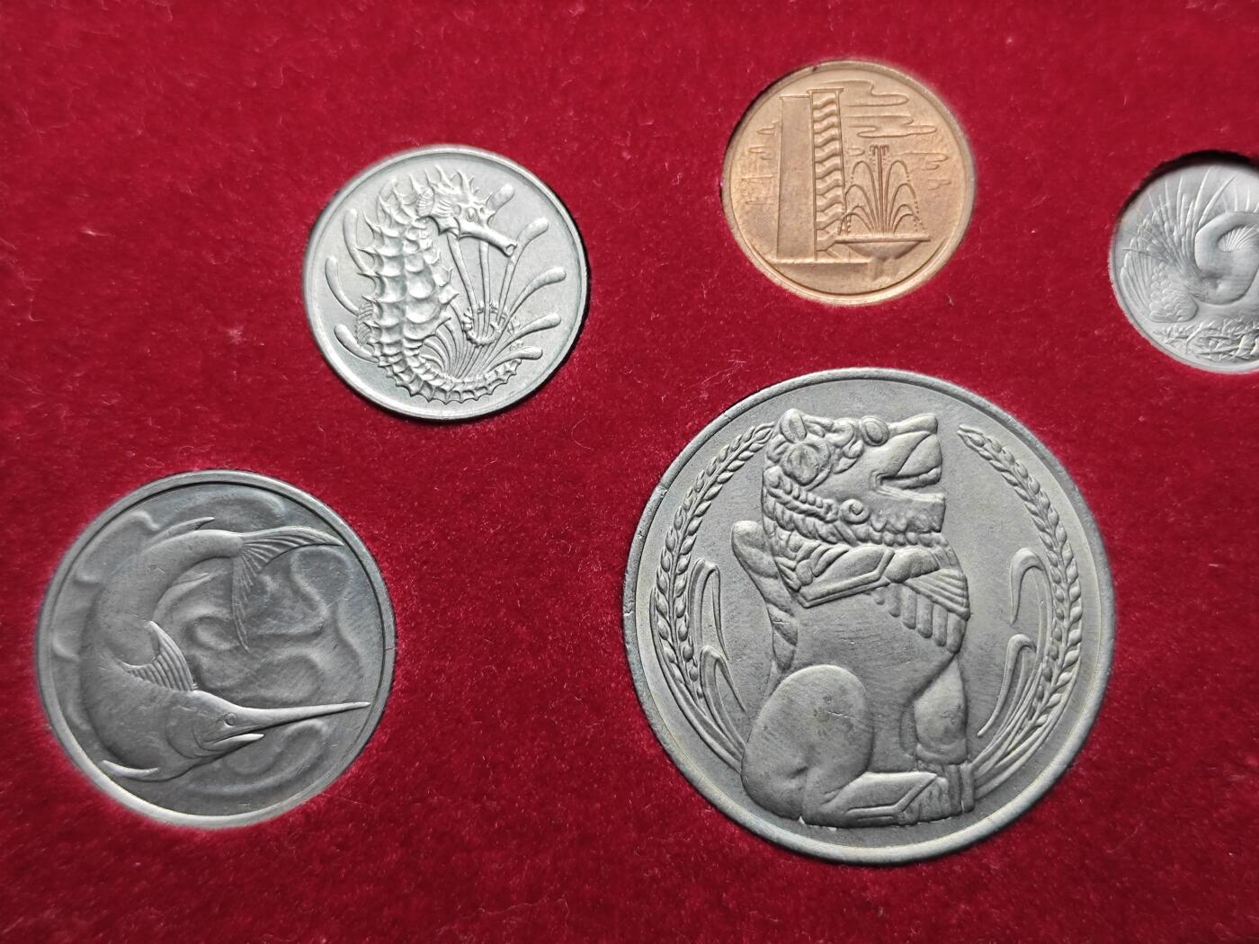 KK钱币收藏小铺  （套币 批量/好品散币 银币）专场  2月预留时间 周末发货  新加坡官方套币 大小面值一套