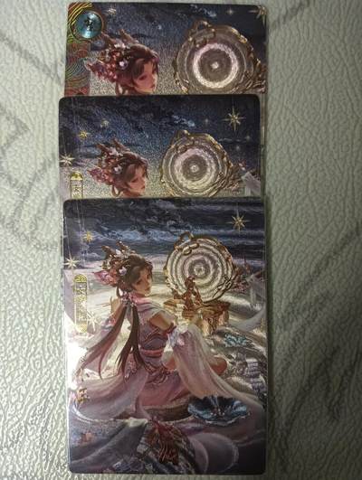 花开卡拍第43期（10月19号周日截拍，品控勿拍!!!拍品不寄存，运费5元，自制卡难免瑕疵，可能存在轻微撞角爆边等出厂瑕疵，品控介意勿拍！） - 卡玩帕克 神州百花谱 霍小玉 1套3张 粗闪