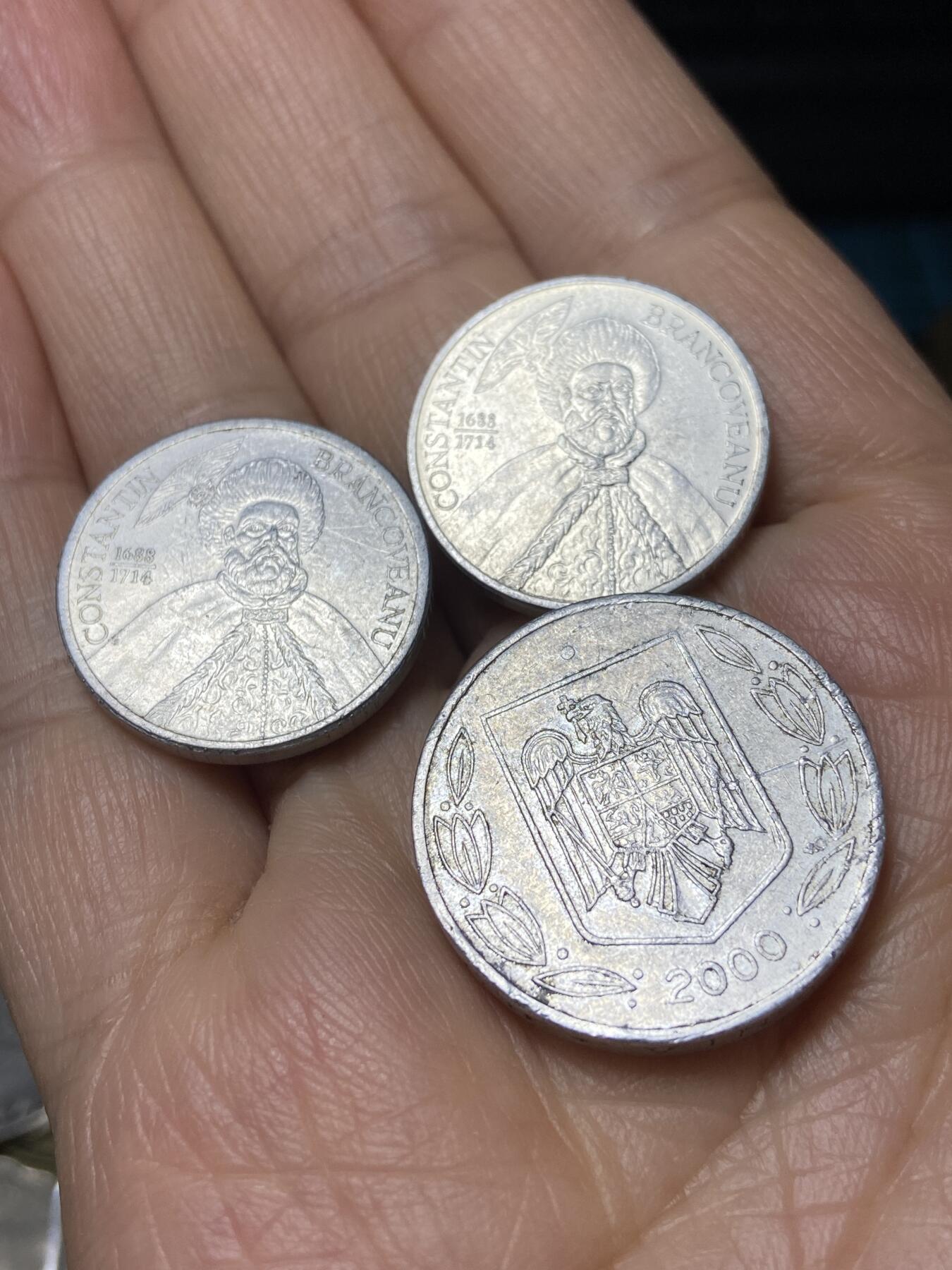 2025年第一百一十一场(总第一百三十七场）外国好品散币(免佣金) 罗马尼亚🇷🇴3枚：2001年2004年1000列伊，2000年500列伊
