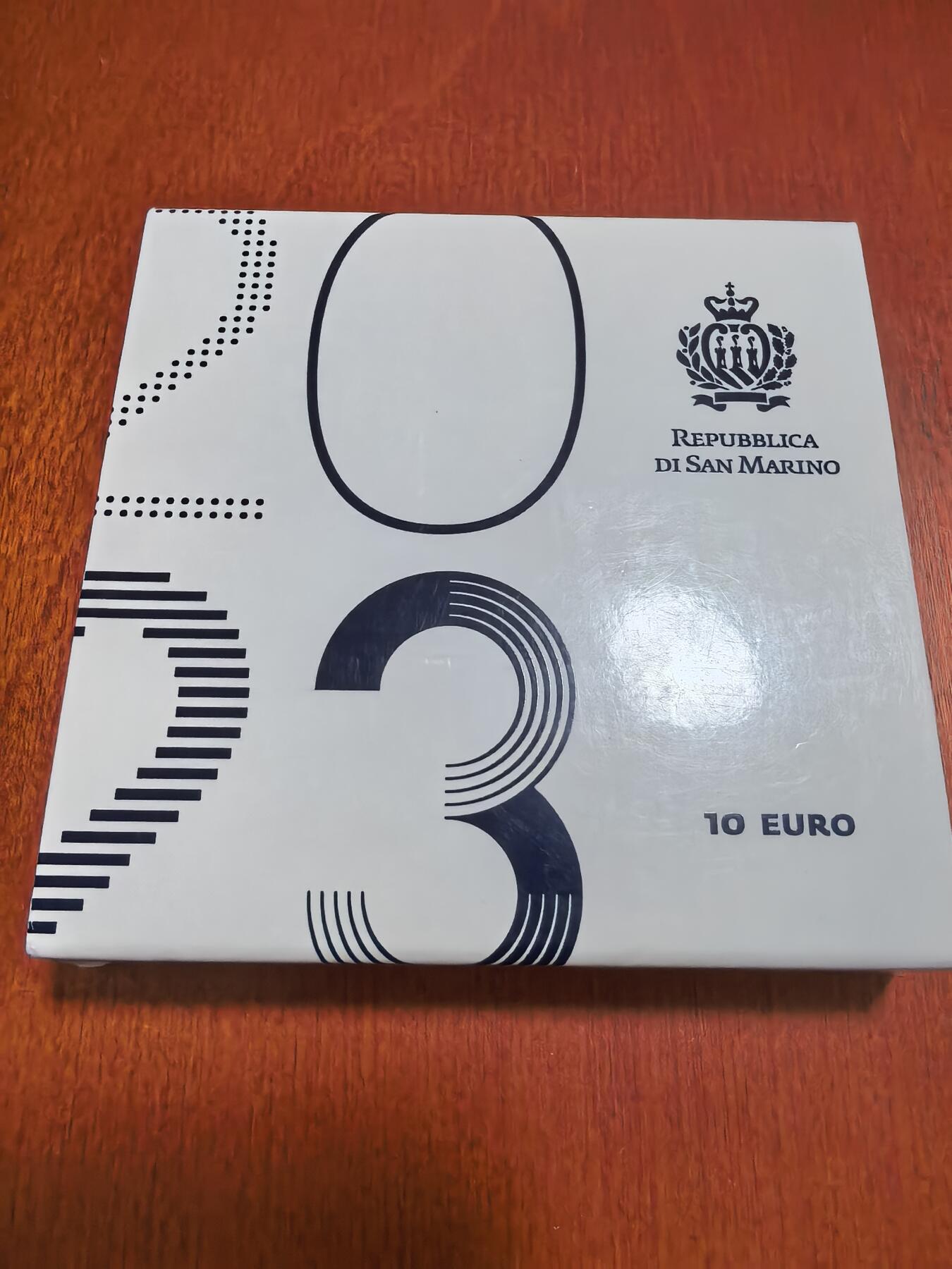 长老汇蛇年精选第六十二场拍卖 2023圣马力诺圣阿格塔十字章10欧元银币，22克925银，盒证全