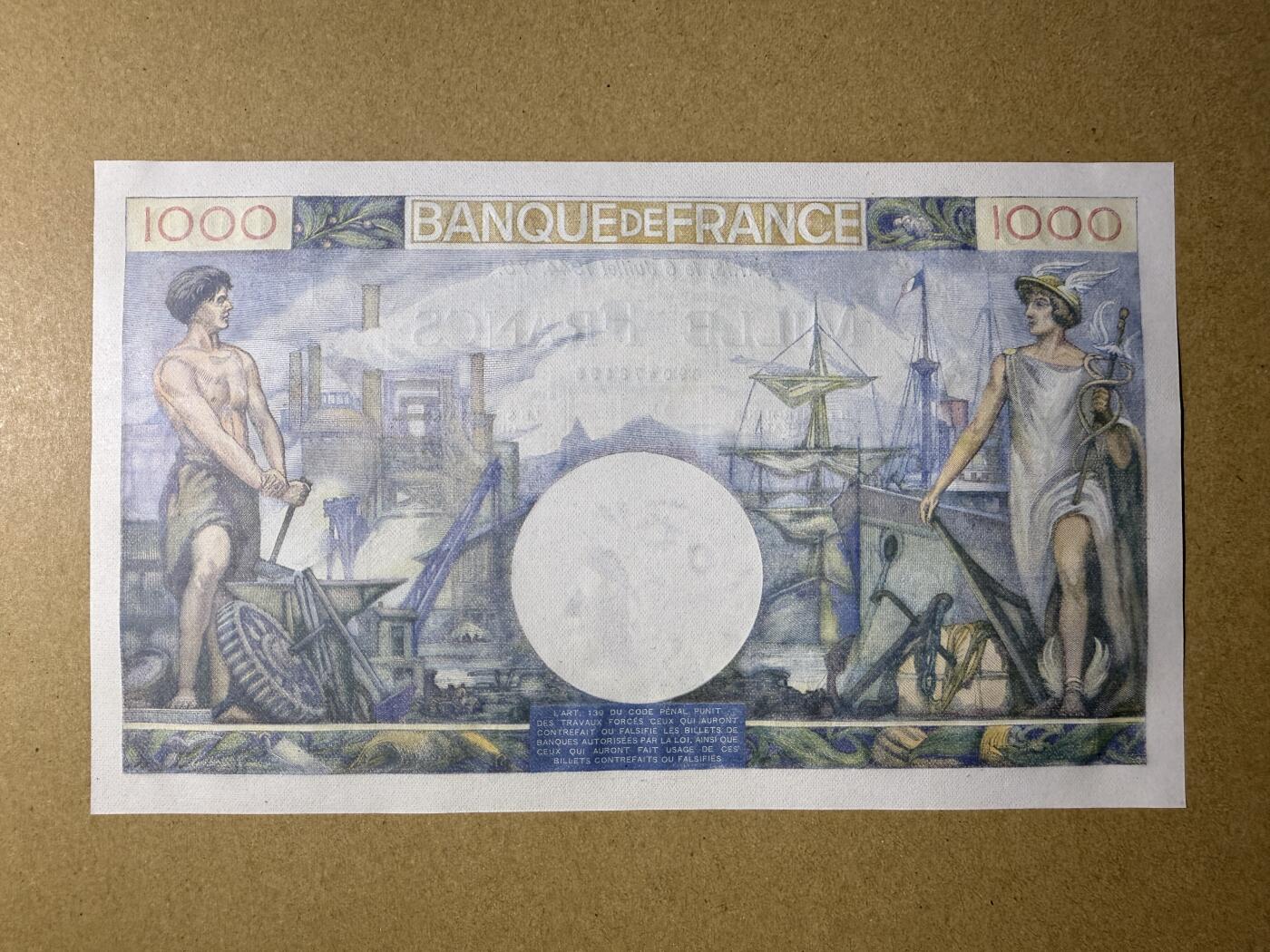 《艾美收藏》第216期-10.19周日外币超白金场 法国1000法郎 UNC 1944年大票幅 同号段评了67分 见第97拍！(评级太慢，卖家不想等了)