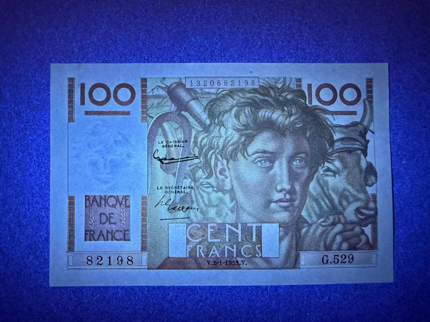 《艾美收藏》第216期-10.19周日外币超白金场 法国100法郎 UNC 1953年 局部荧光 无47