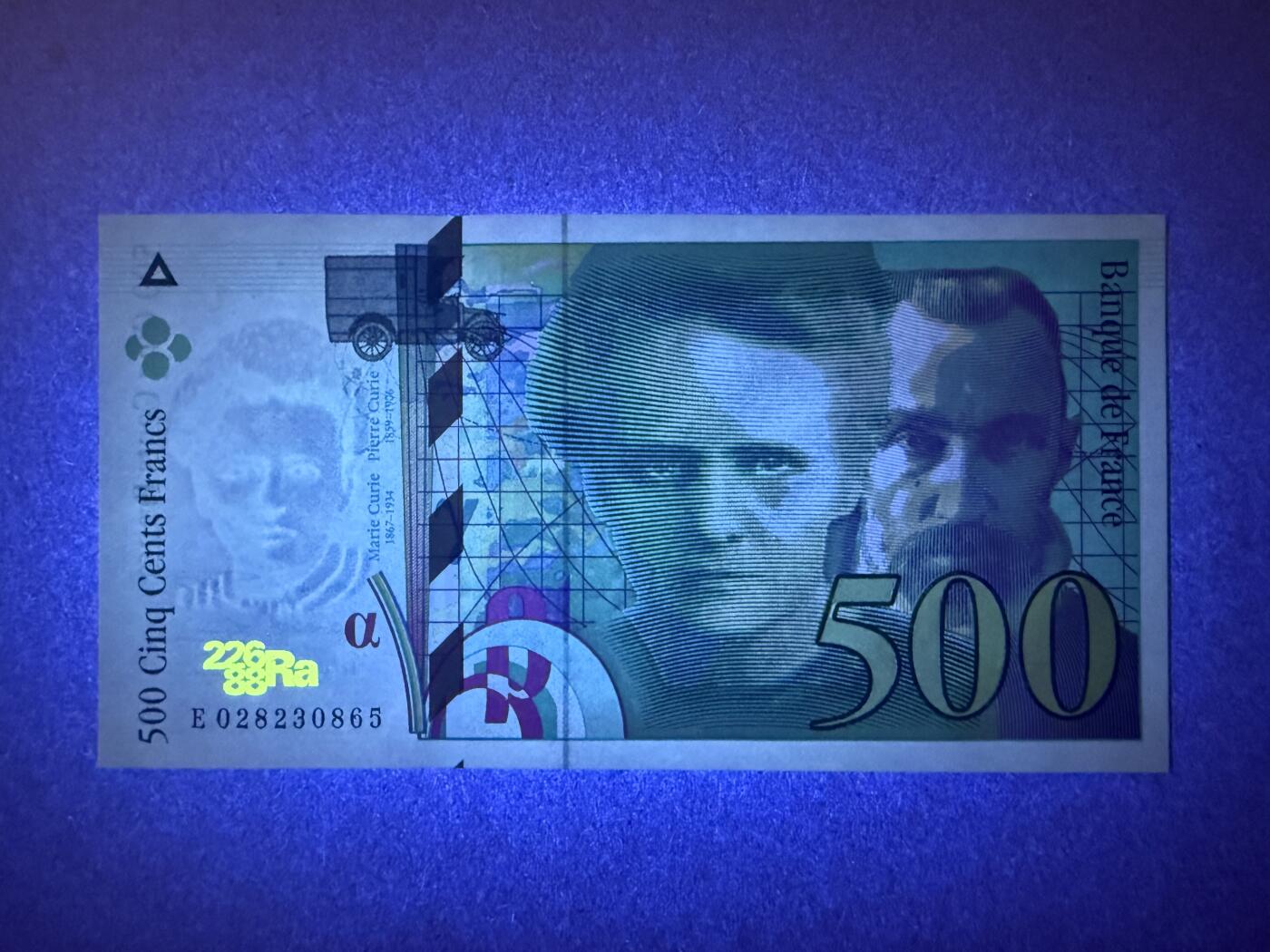《艾美收藏》第216期-10.19周日外币超白金场 法国500法郎 UNC 1994年 居里夫妇 连号的评了68分 见第82拍！(评级太慢，卖家不想等了)