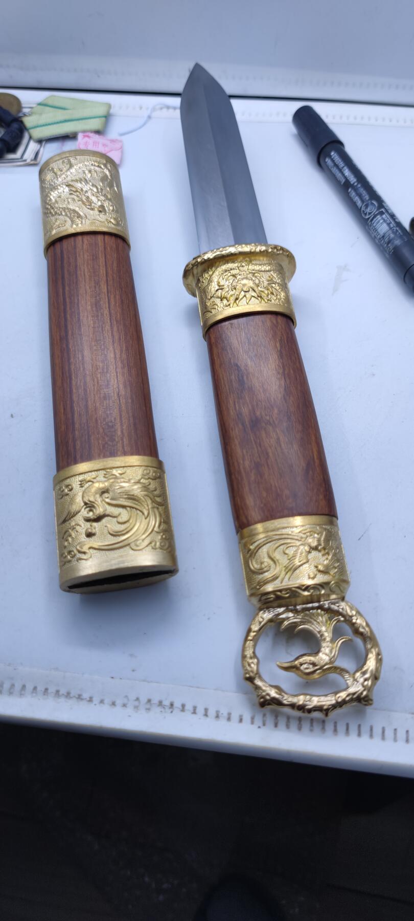 红色经典收藏拍卖专场 大马士革羽毛纹  短剑  未开刃 
