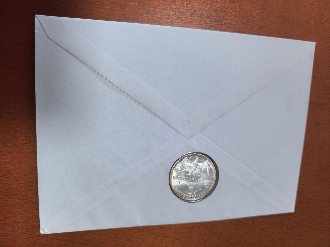 长老汇蛇年精选第六十二场拍卖 1989西德邮币封首日封，含1971年5马克银币1枚，信封上的文字是“墙是打开的”