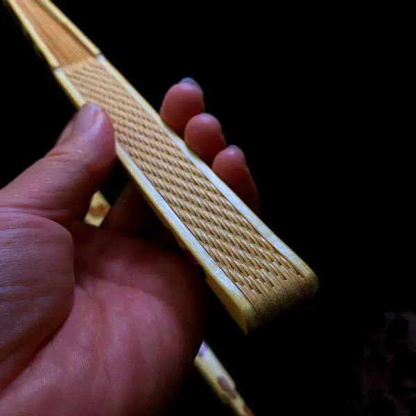 听雨轩（49） 龙鳞翻轮高档梅妃斑竹折扇 素面9.5寸18方2.0排口