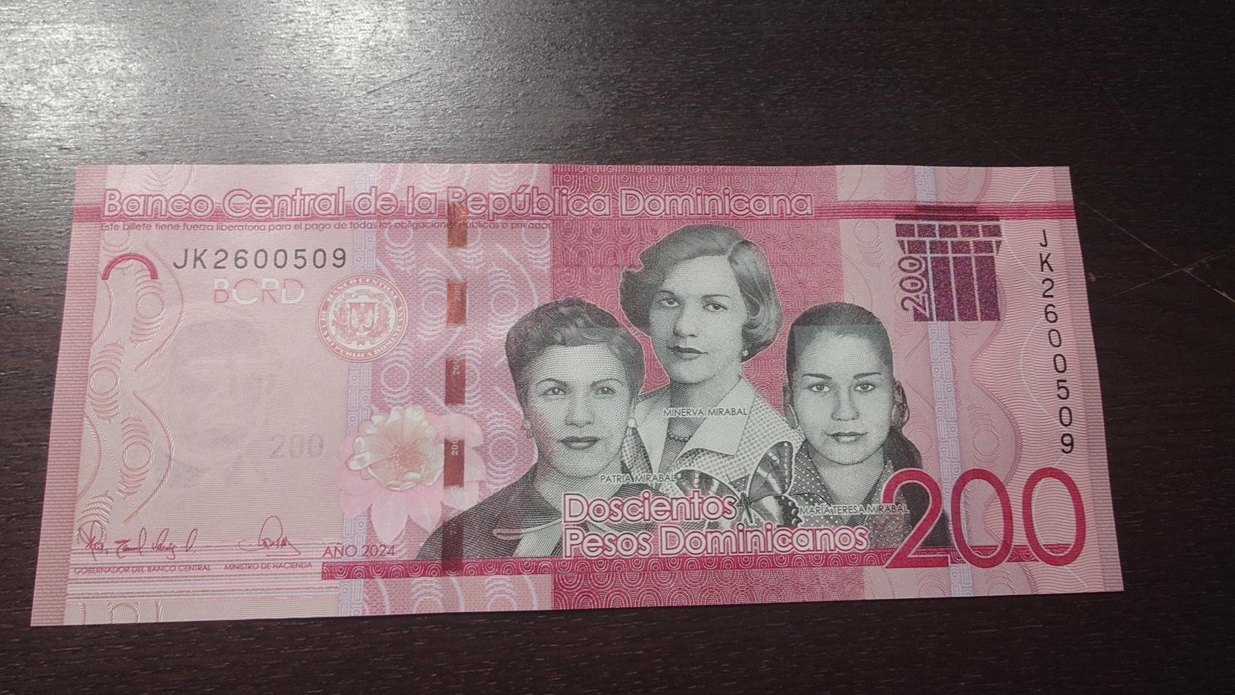 世界钱币～微拍第209期暨2025年第49期  新货（卖剩）专场 2024年最新签名多米尼加200比索 全新绝品无47尾号509