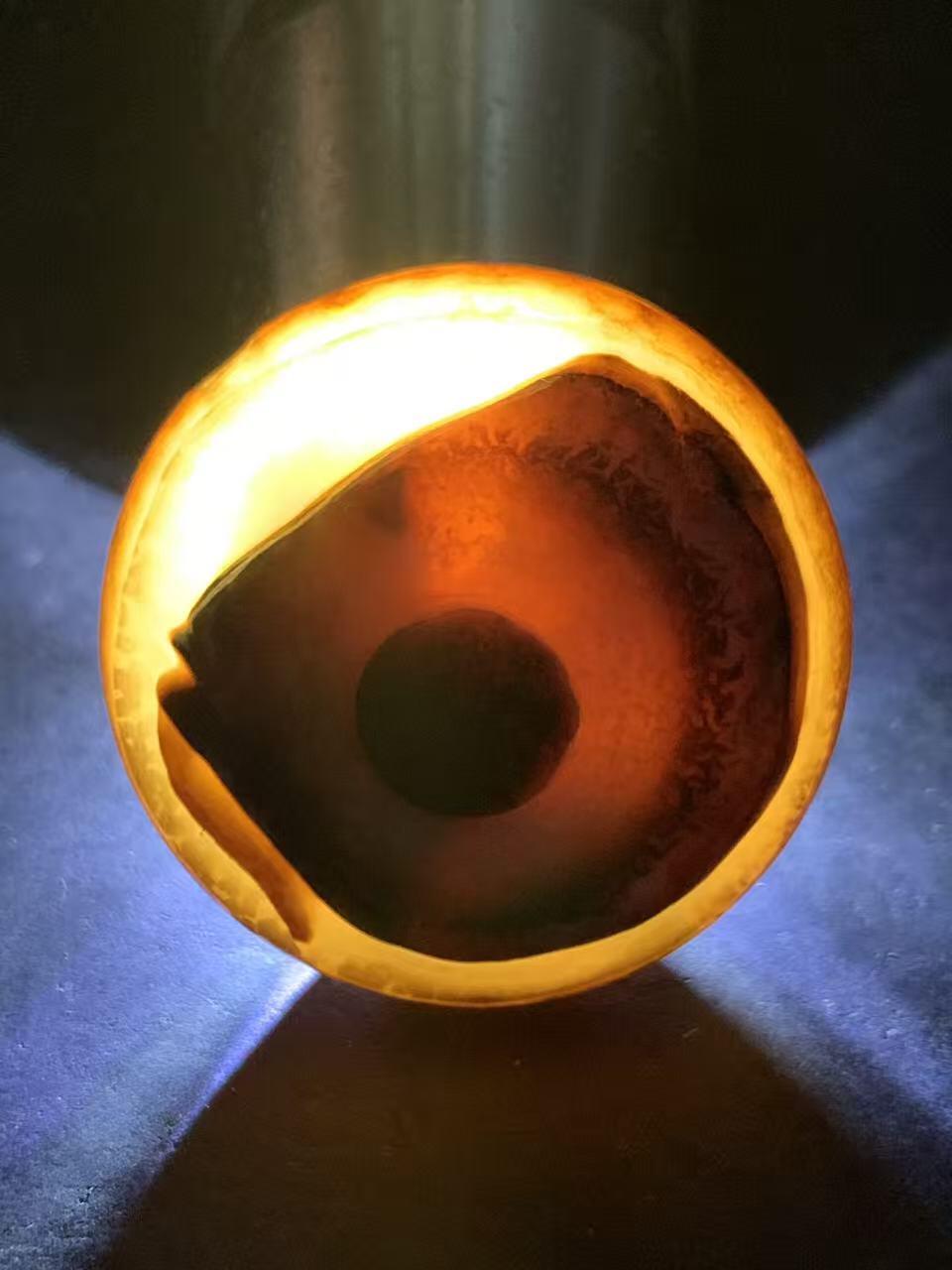 精品药师玛瑙手工雕刻富贵有鱼板珠（背云）一颗