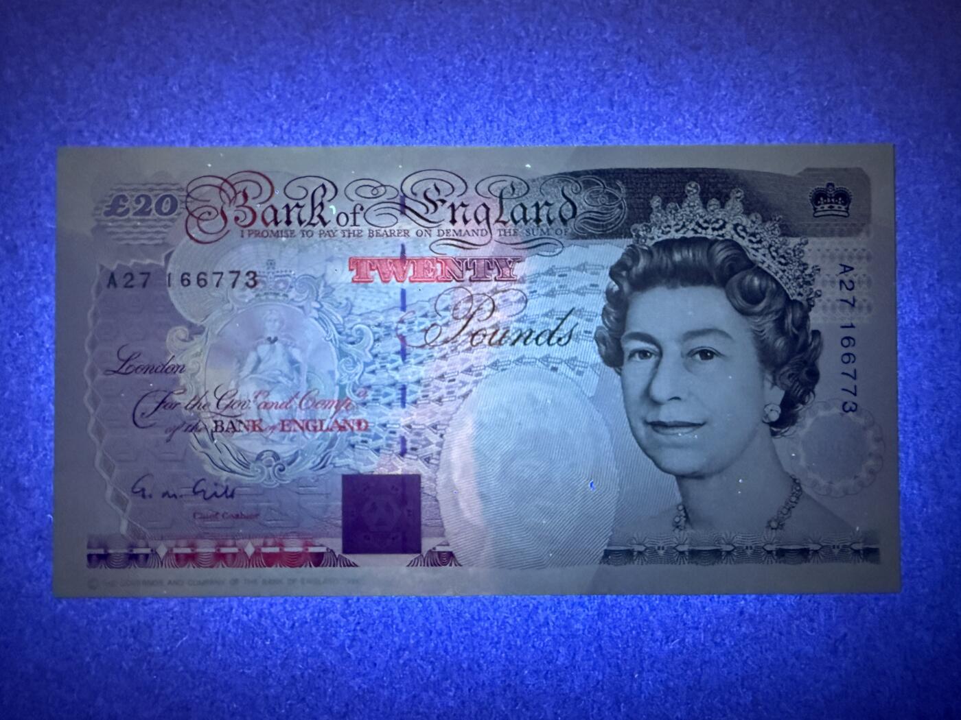 《艾美收藏》第216期-10.19周日外币超白金场 英格兰20镑 UNC E序列皇冠版 无4 同号段的评了68分 见第116拍(评级太慢，卖家不想等了)