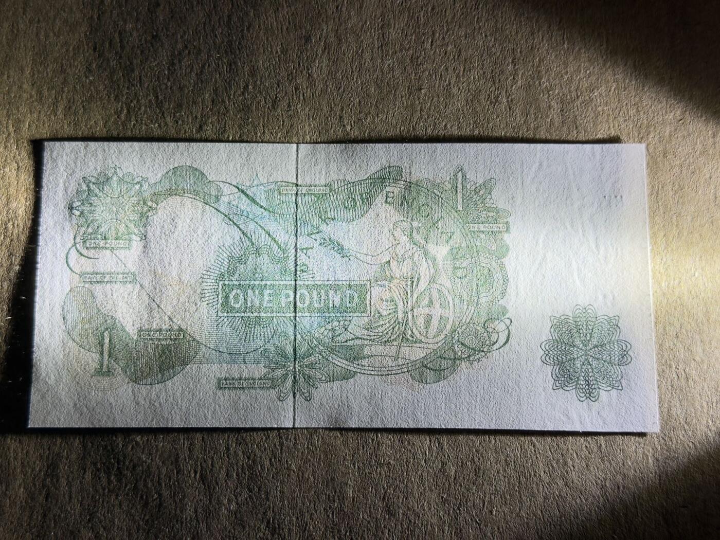 【礼羽收藏】🌏世界钱币拍卖第107期 英镑C-D系小面值三张全新unc品相